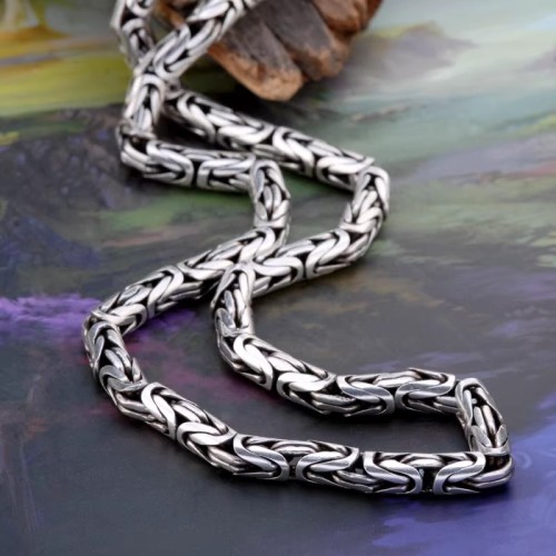 Chain of Valor