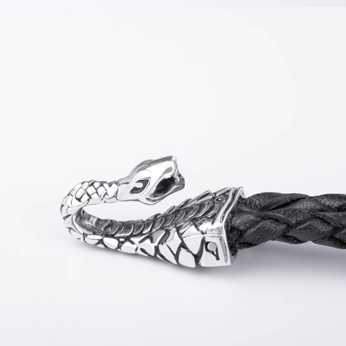 Sophisticate Strand